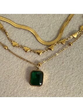 Chic Titanium Steel 16-19” Gold layers Women’s Necklace with Green Pendant